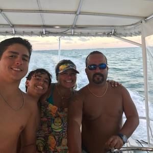 Meet your Posher, Hector